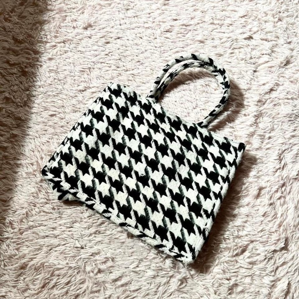 Monochrome Jacquard Houndstooth Preppy‎ Old Money Large Tote Bag H&M Royalty